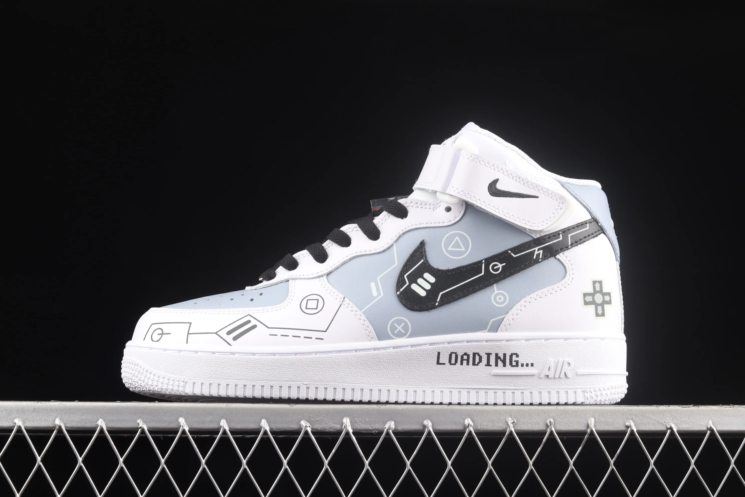 All categories Nk Air Force 1 Air Force series Nk Air Force 1 Mid Air Force mid-top Nk Air Force 1'07 Mid PS5 video game theme Air Force 1 black and gray luminous body mid-top casual sneakers CW2288-115